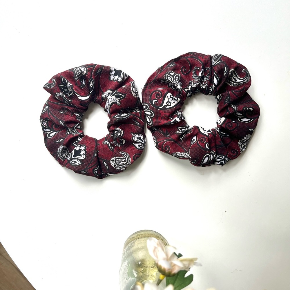(2/$10 3/$13) Paisley Patterned Scrunchies Set of 2